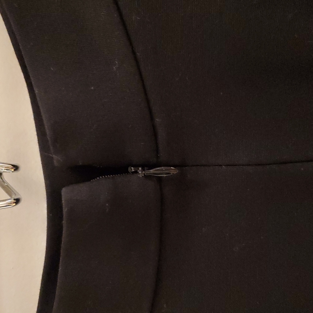 Banana Republic Aline Skirt - Picture 3 of 4
